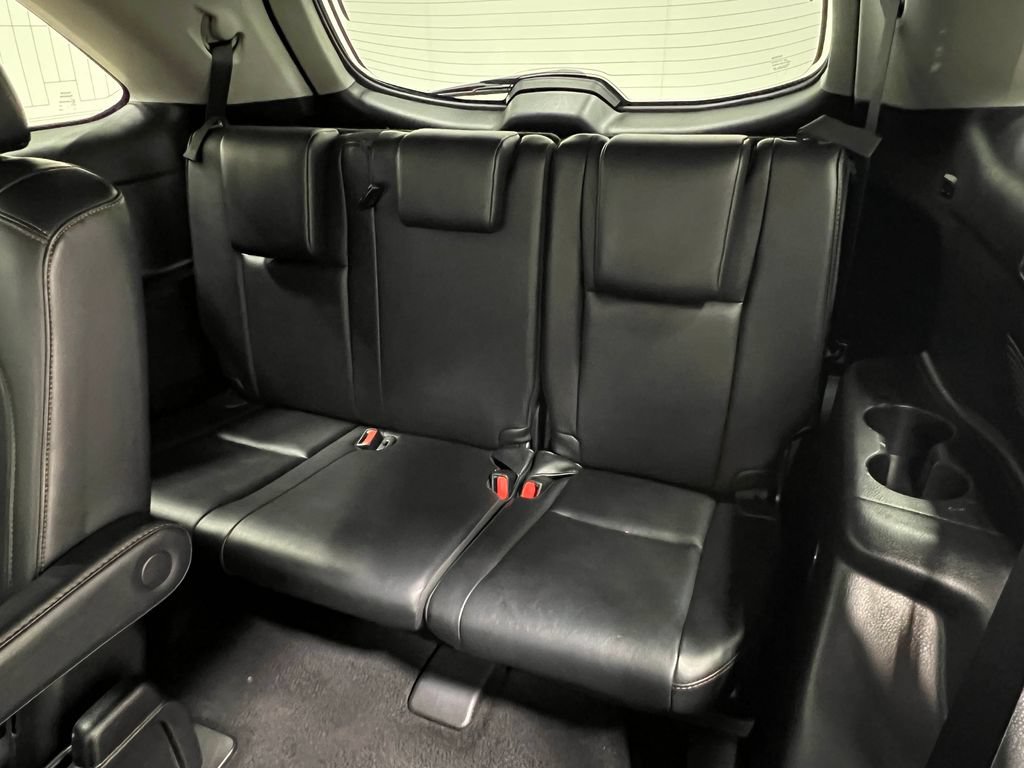 Used 2019 Toyota Highlander XLE AWD/4WD image 32