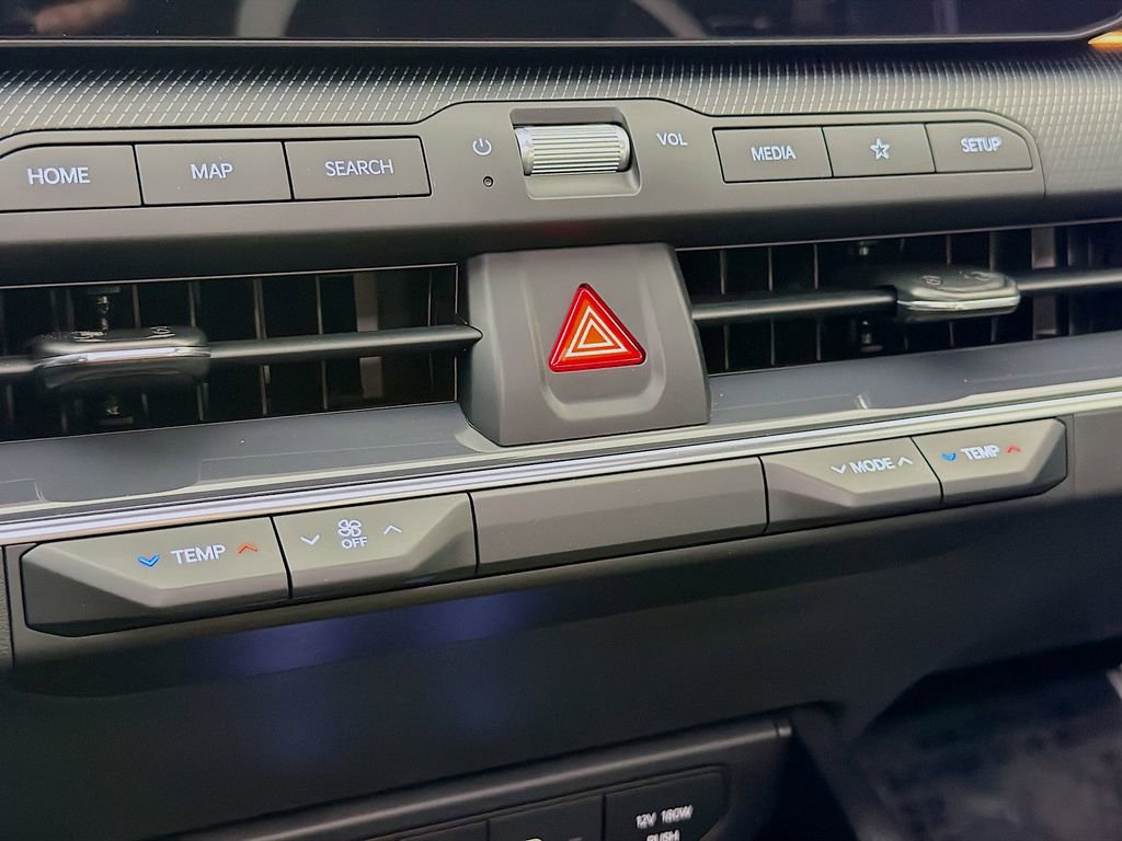 Used 2025 Kia K4 GT-Line Turbo image 20