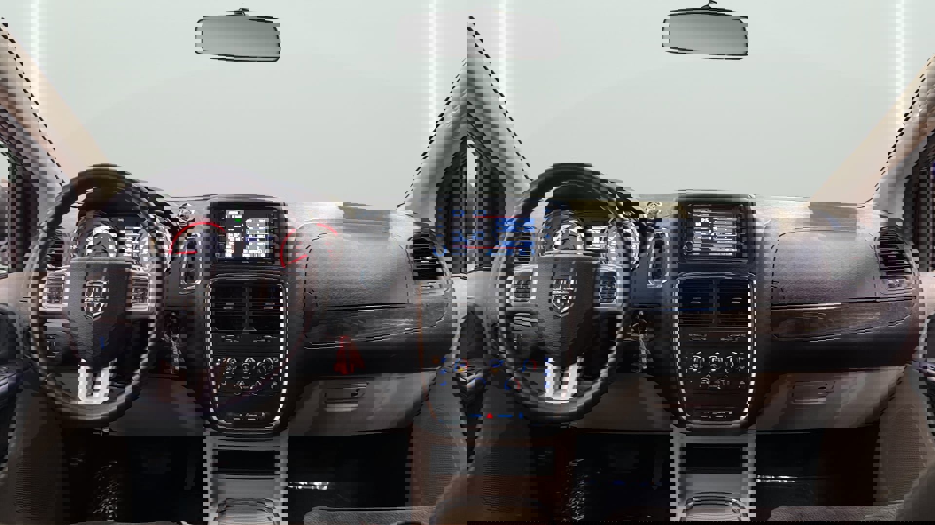 Used 2016 Dodge Grand Caravan SXT w/ Rear Park Assist Package image 15