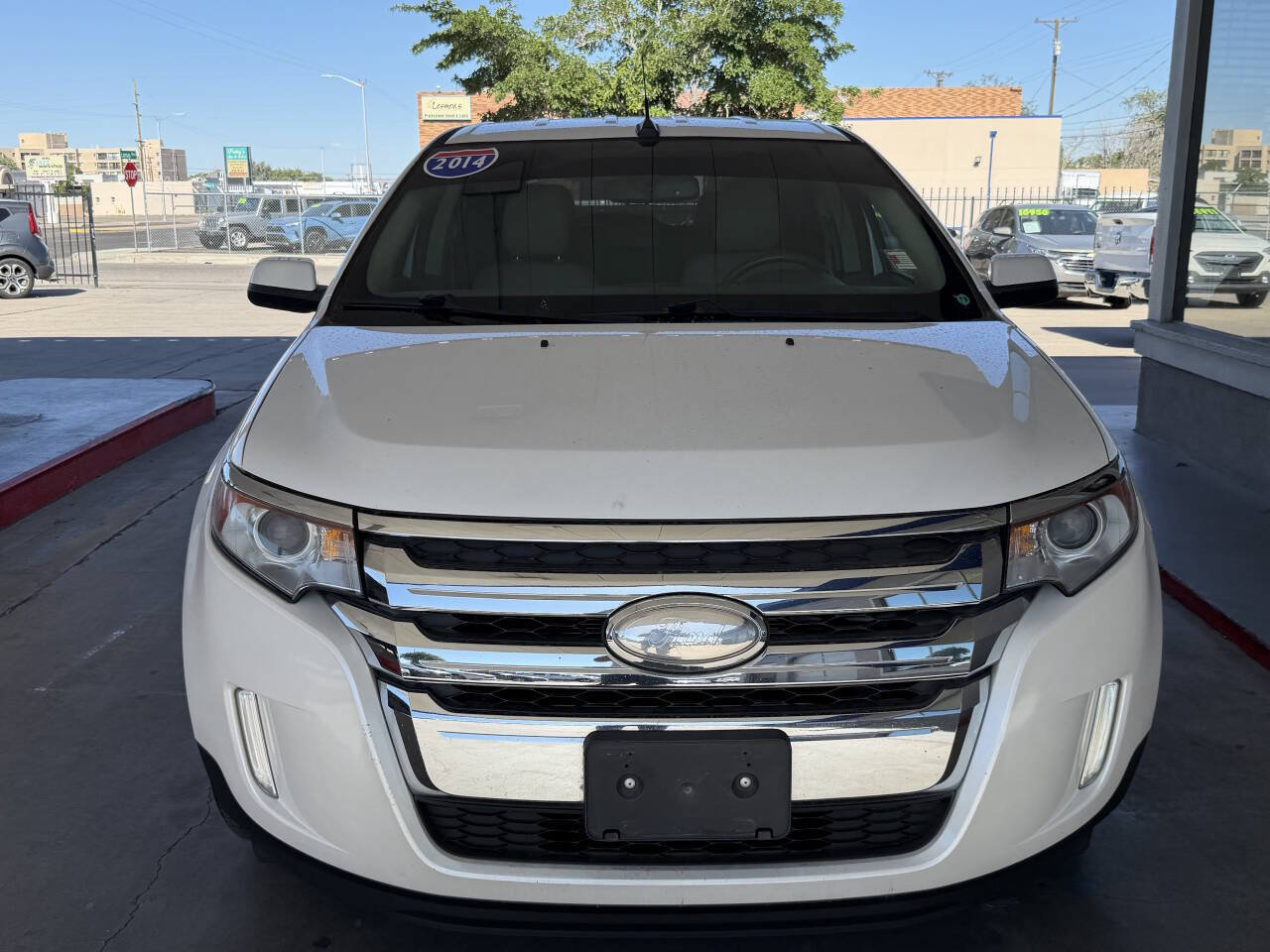Used 2014 Ford Edge Limited w/ Driver Entry Package FWD image 6