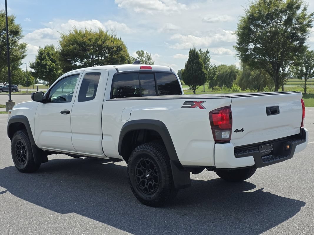 Used 2022 Toyota Tacoma SR w/ SX Package AWD/4WD image 6