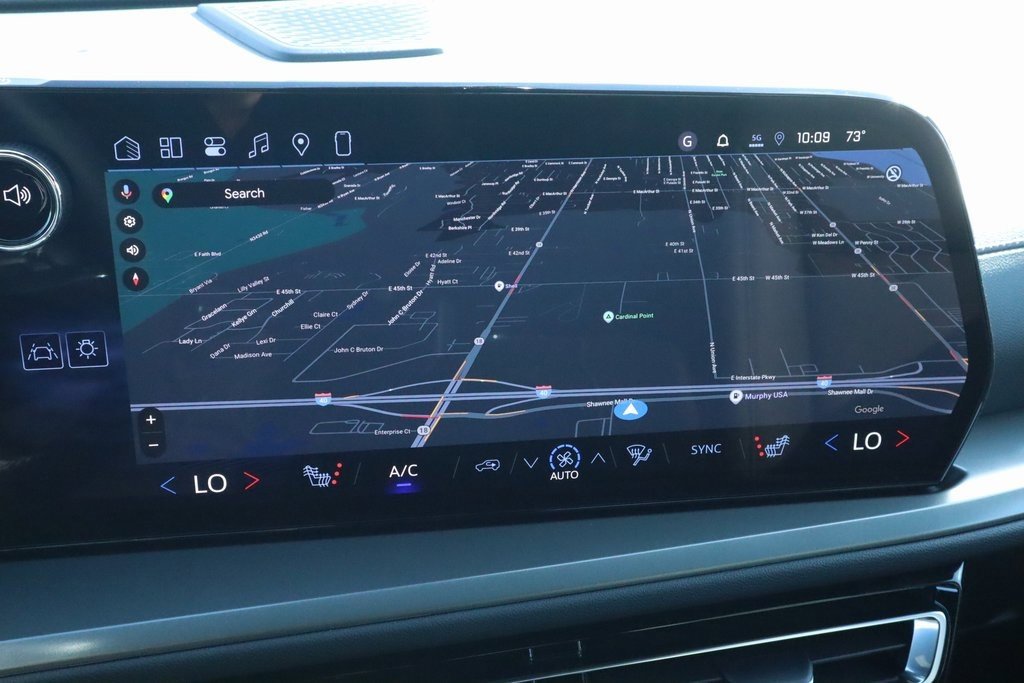 New 2026 Chevrolet Traverse LT image 8