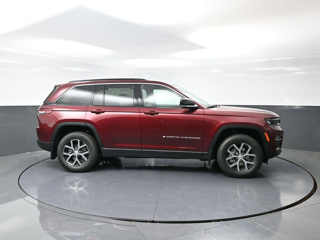 New 2025 Jeep Grand Cherokee Limited w/ Trailer Tow Package image 4