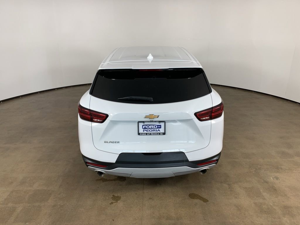 Used 2025 Chevrolet Blazer LT image 11