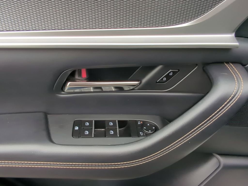 Used 2024 MAZDA CX-90 3.3 Turbo w/ Preferred Plus image 13