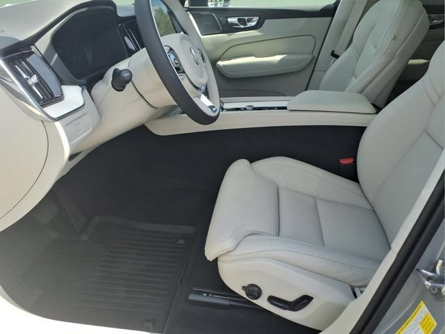 New 2026 Volvo XC60 B5 Ultra w/ Protection Package Premier AWD/4WD image 14