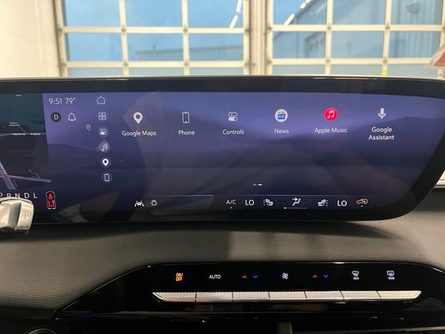 Used 2026 Buick Enclave Preferred AWD/4WD image 32