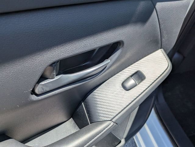 Used 2025 Nissan Sentra SV w/ All-Weather Package FWD image 24