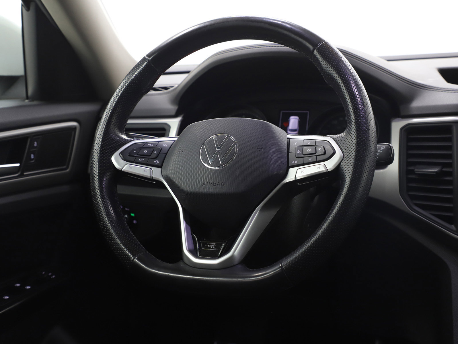 Used 2021 Volkswagen Atlas SE w/ Panoramic Sunroof Package image 20