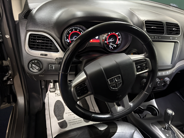 Used 2018 Dodge Journey Crossroad w/ Nav & Sun Group AWD/4WD image 20