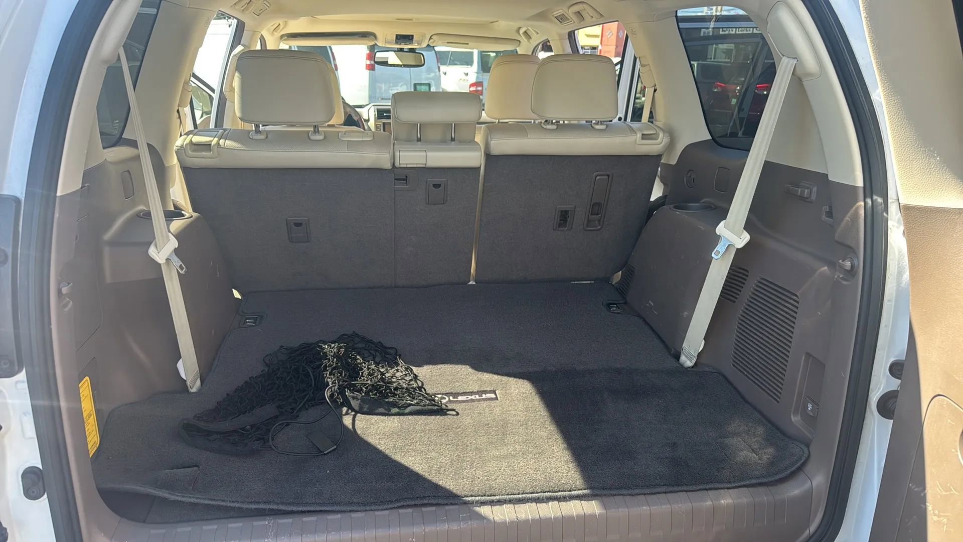 Used 2014 Lexus GX 460 image 8