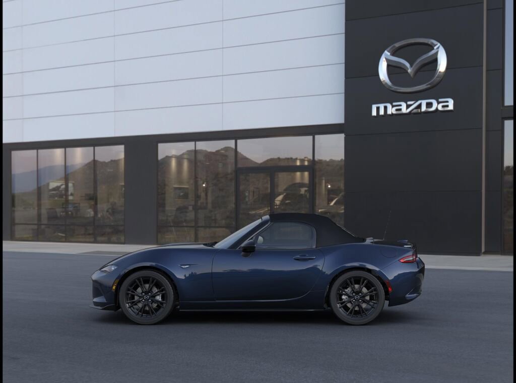 New 2026 MAZDA MX-5 Miata Club w/ Interior Package RWD image 3