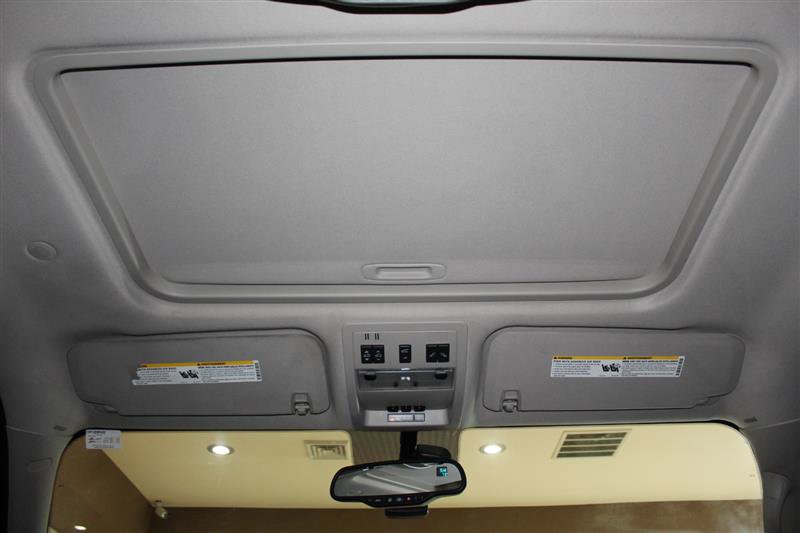 Used 2008 Cadillac Escalade AWD image 20