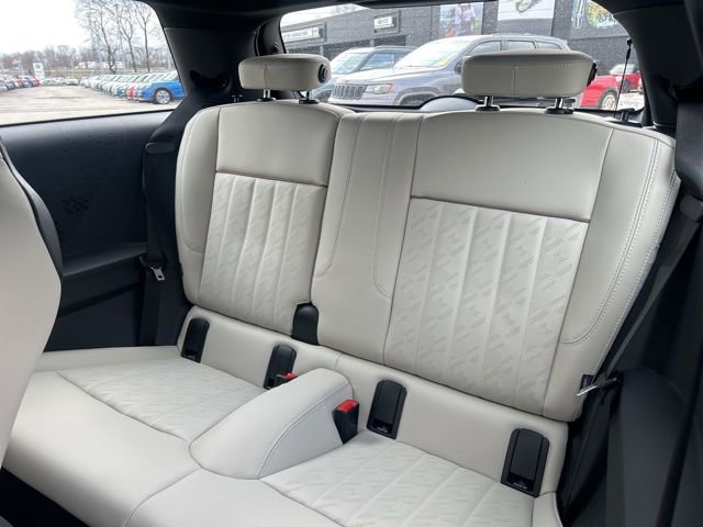 New 2026 MINI Cooper S image 13