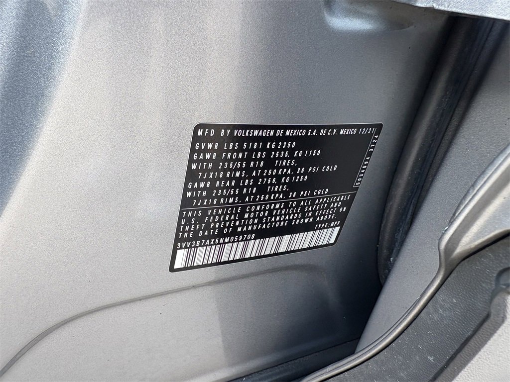 Used 2022 Volkswagen Tiguan SE image 31