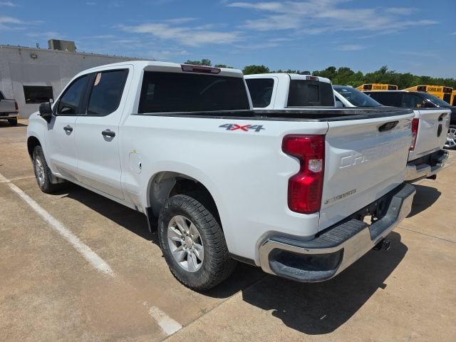 Used 2023 Chevrolet Silverado 1500 W/T w/ Trailering Package AWD/4WD image 3