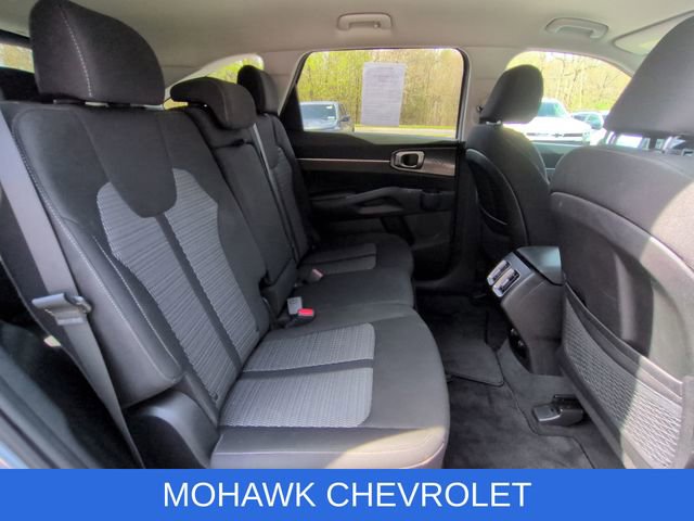 Used 2023 Kia Sorento LX AWD/4WD image 24
