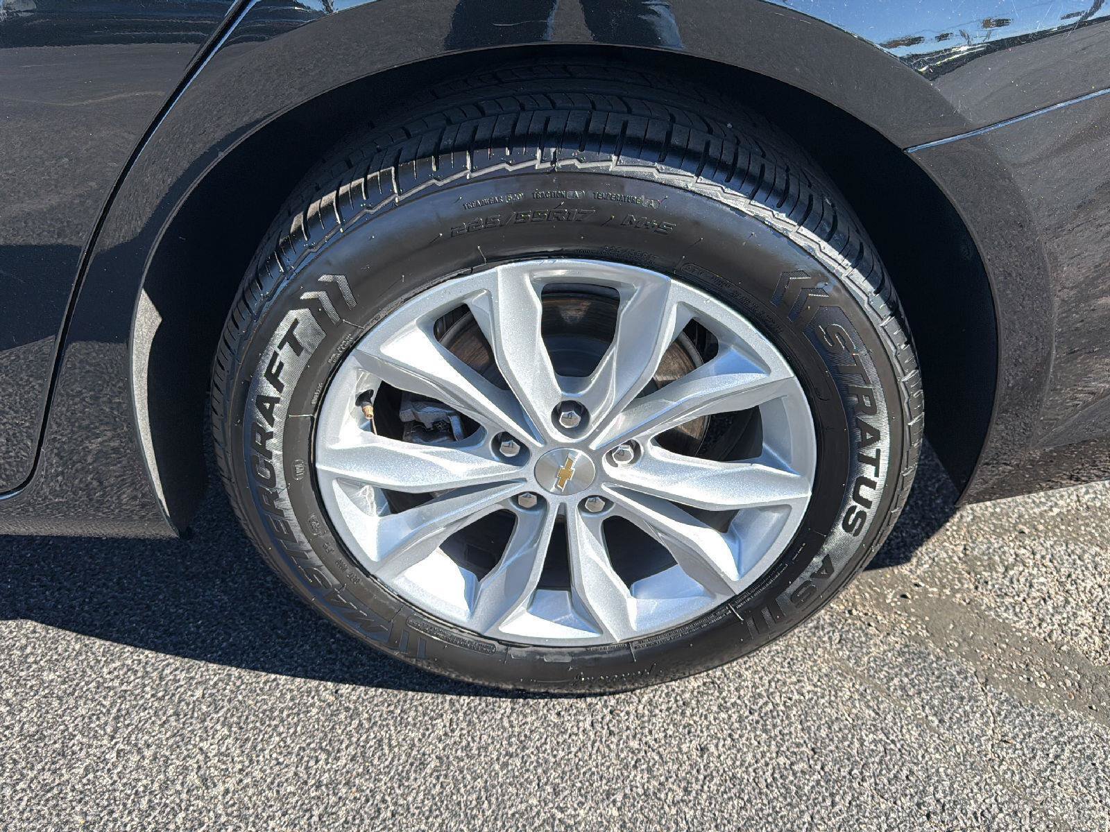 Used 2025 Chevrolet Malibu LT FWD image 35