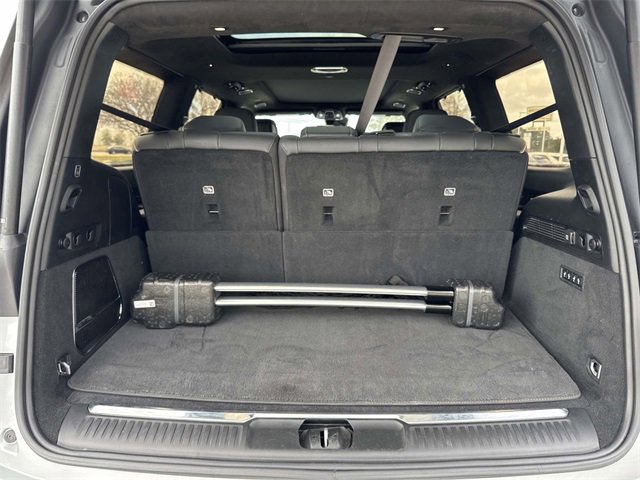 Used 2022 Jeep Grand Wagoneer Series III image 14