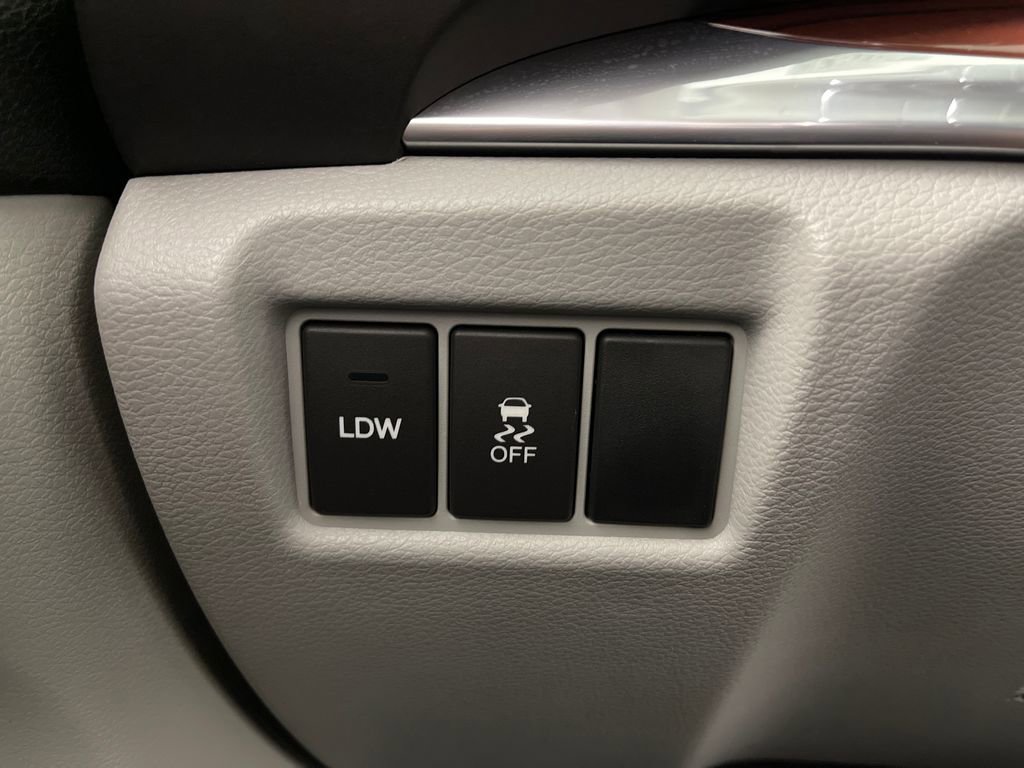 Used 2014 Acura MDX SH-AWD w/ Technology Package image 30