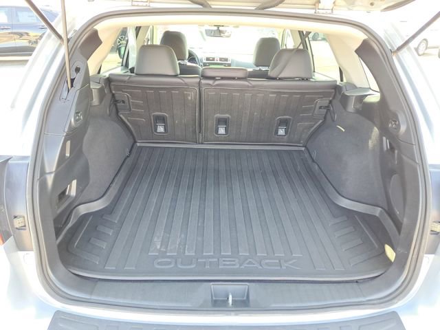 Used 2017 Subaru Outback 2.5i Limited image 27