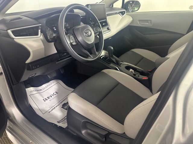 Used 2023 Toyota Corolla LE FWD image 17