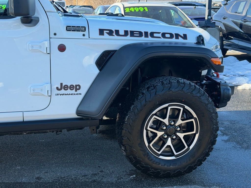 Used 2025 Jeep Wrangler Rubicon w/ Steel Bumper Group image 21