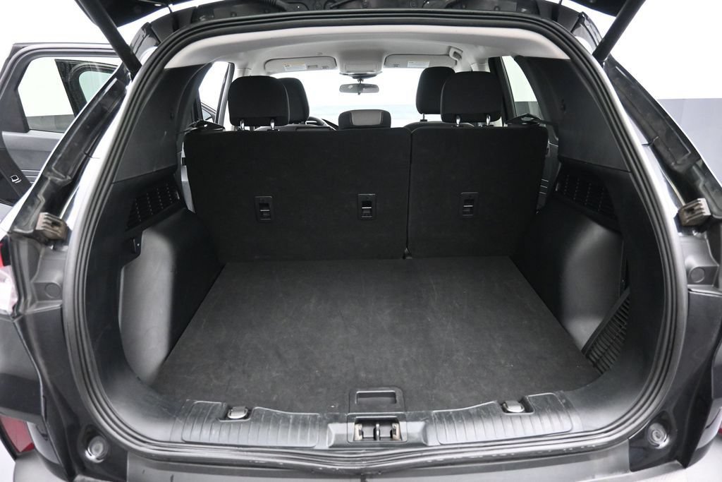 Used 2021 Ford Escape SE w/ SE Sport Appearance Package FWD image 23