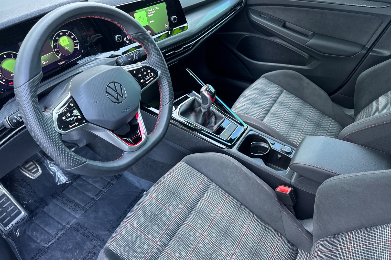 Used 2024 Volkswagen GTI S FWD image 10