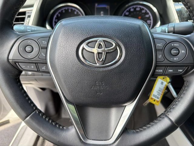 Used 2018 Toyota Camry SE FWD image 23