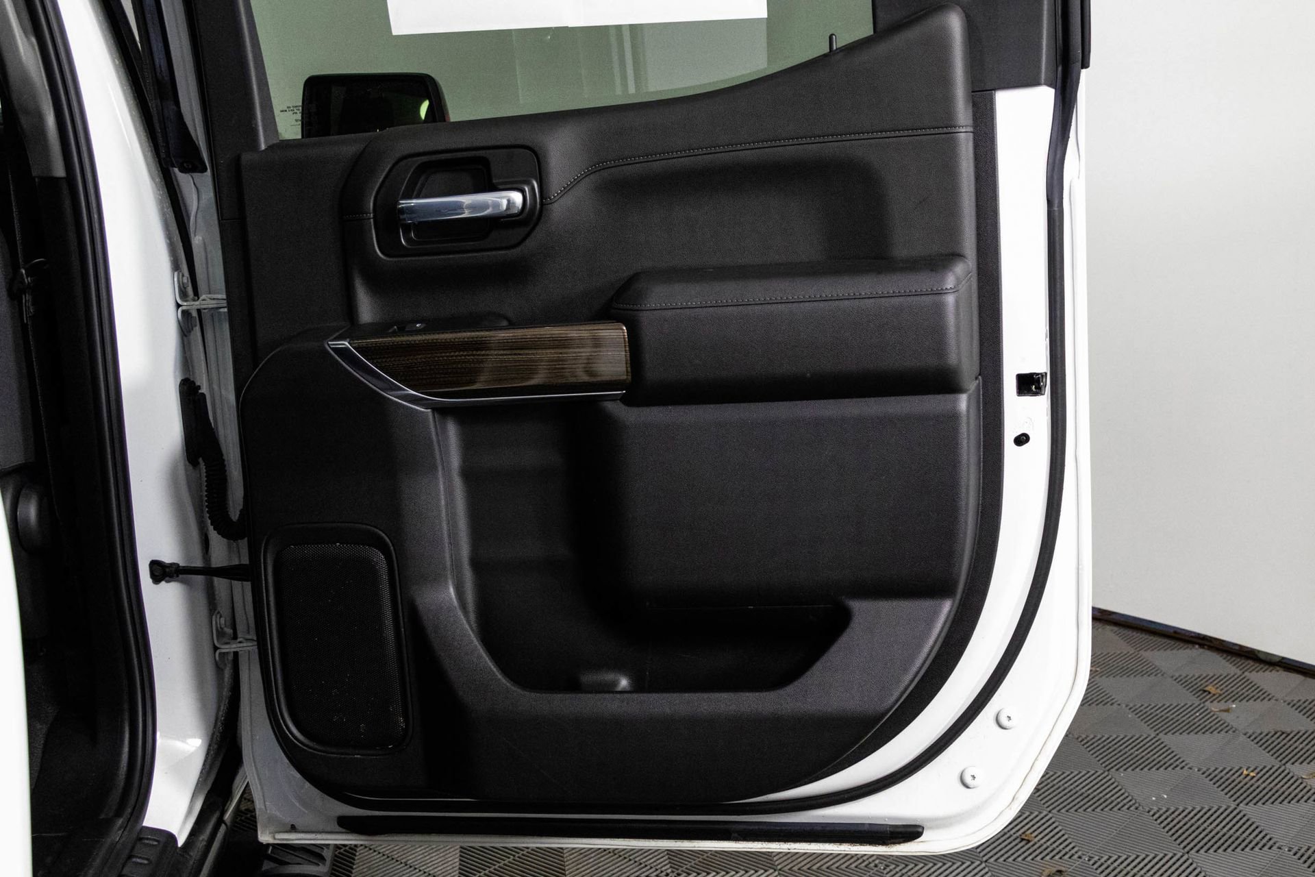 Used 2021 Chevrolet Silverado 1500 RST w/ Redline Edition image 39