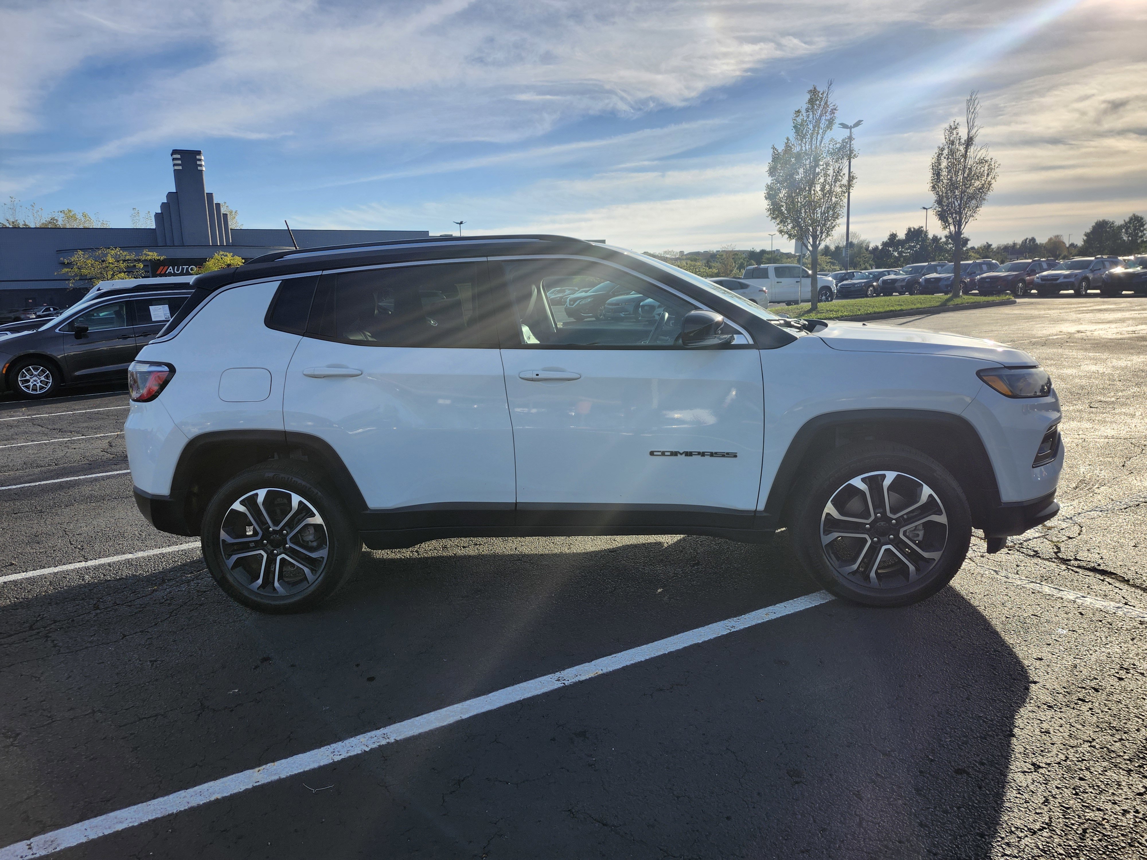 Used 2022 Jeep Compass Limited image 11