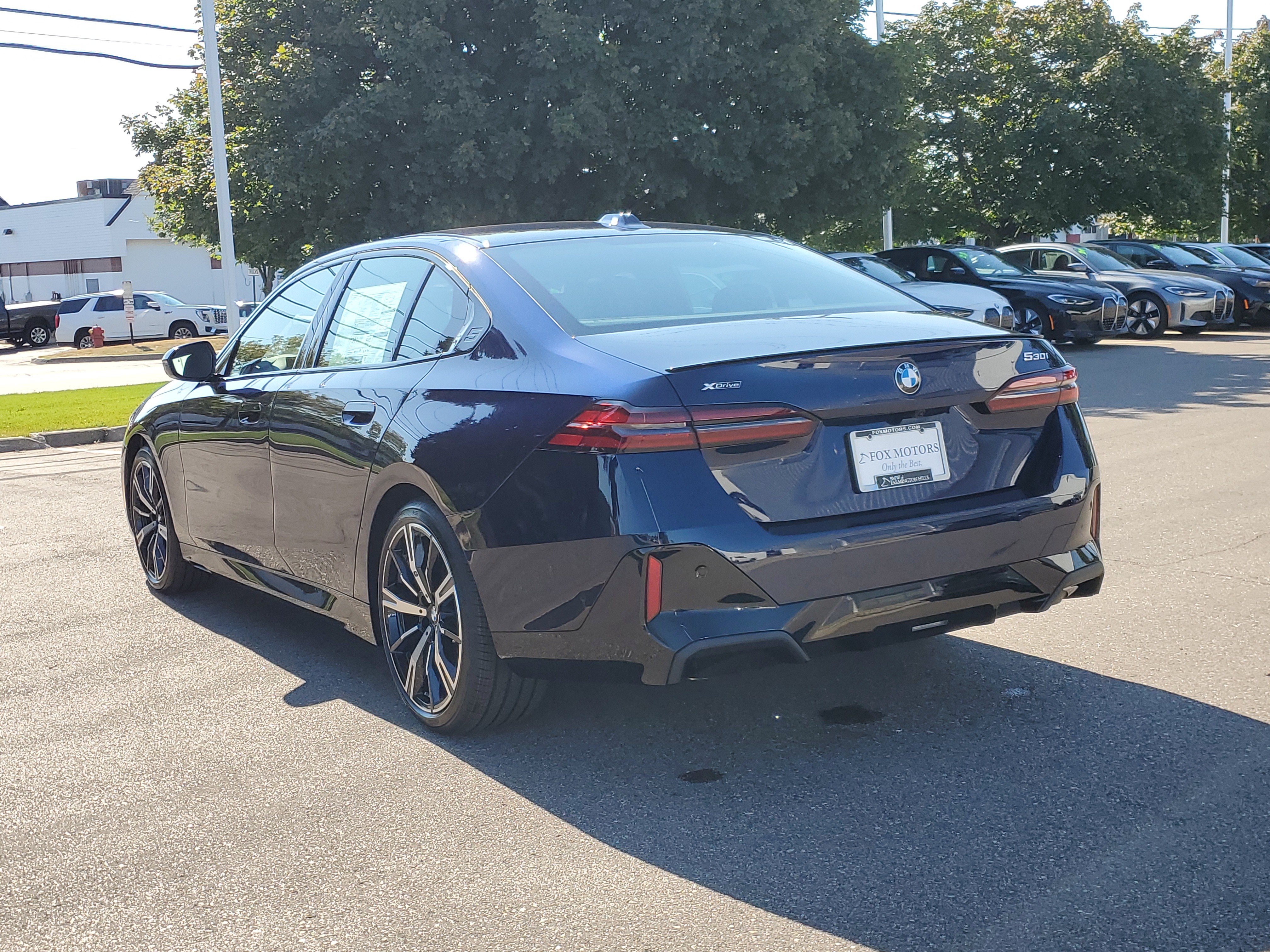 New 2027 BMW 530i xDrive w/ M Sport Package AWD/4WD image 3