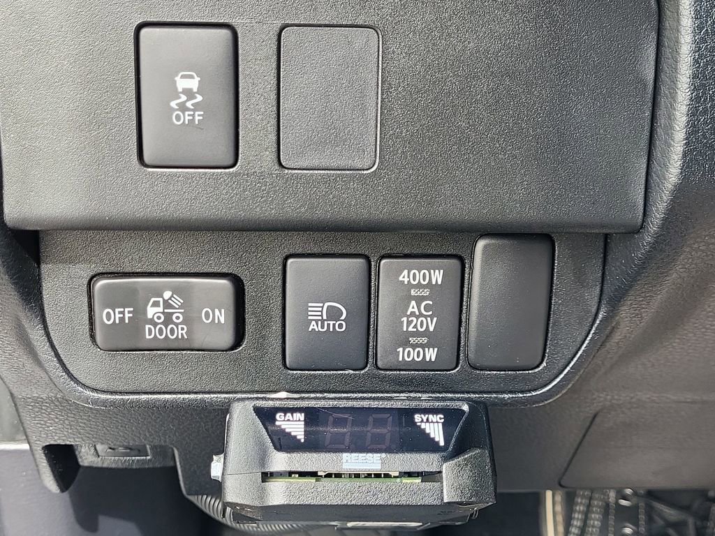 Used 2020 Toyota Tacoma TRD Off-Road w/ Technology Package image 23