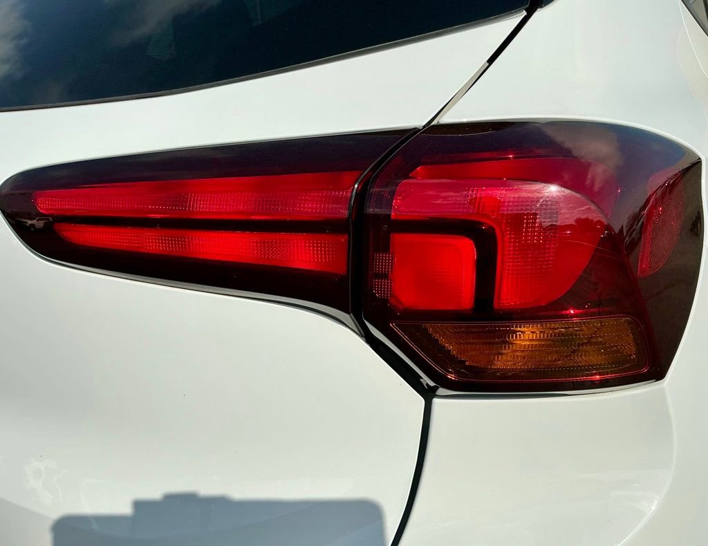 Used 2021 Buick Encore GX Preferred image 16