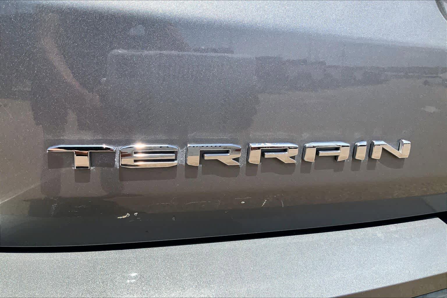Used 2023 GMC Terrain AT4 AWD/4WD image 33
