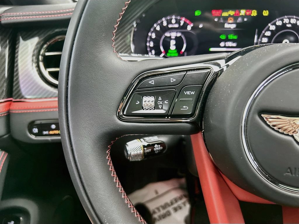 Used 2026 Bentley Flying Spur Plug-In Hybrid AWD/4WD image 11