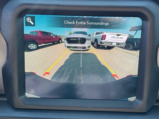 Used 2022 Jeep Gladiator Mojave w/ Cold Weather Group AWD/4WD image 15