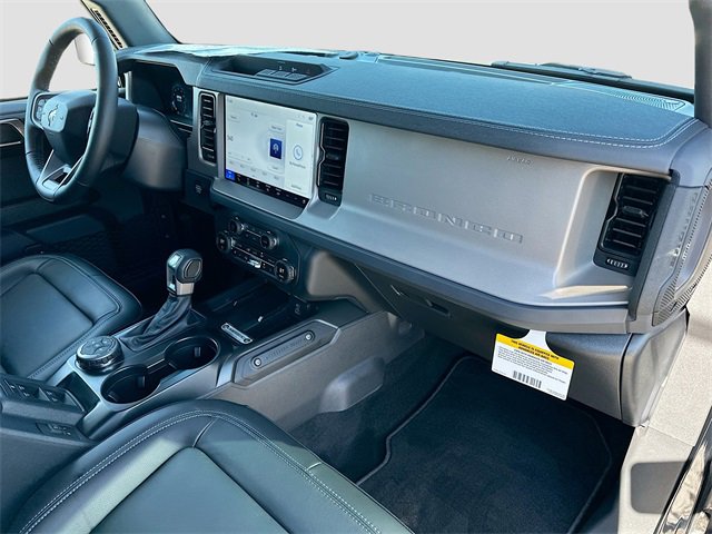 Used 2025 Ford Bronco Outer Banks image 29