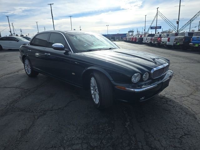 Used 2007 Jaguar XJ8 image 8