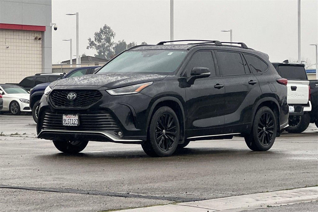 Certified 2024 Toyota Highlander XSE image 10