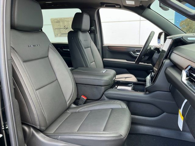 New 2026 GMC Yukon XL Denali w/ Sun & Power Step Package AWD/4WD image 19