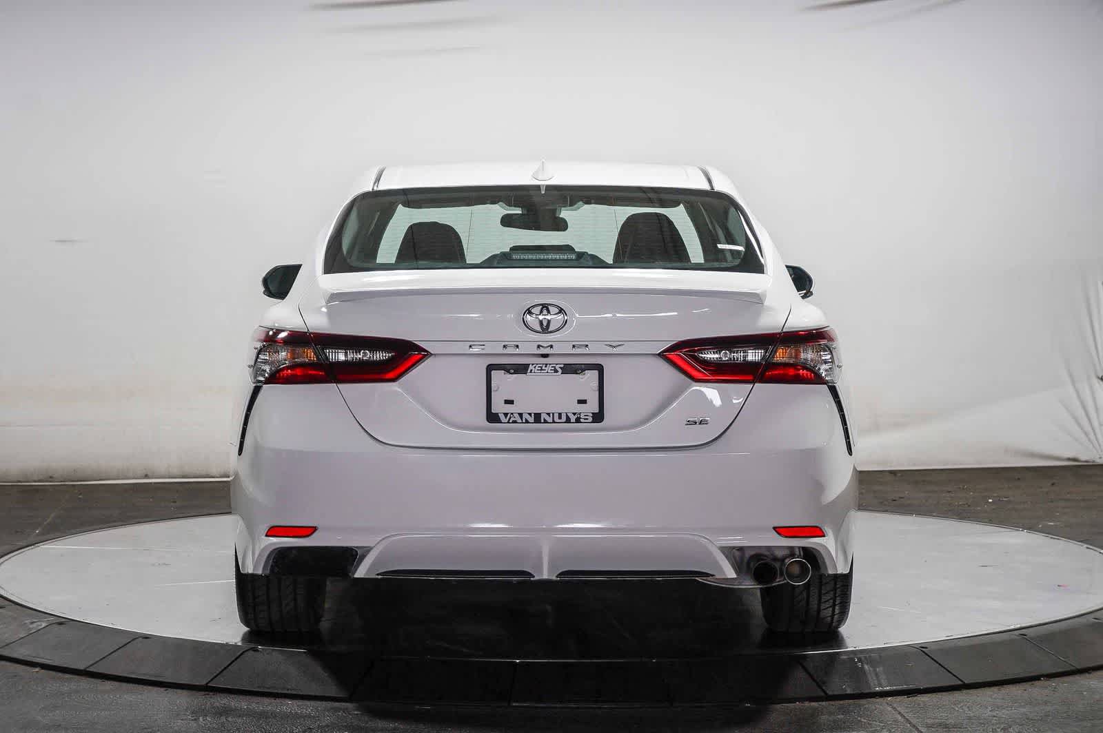 Certified 2024 Toyota Camry SE FWD image 4