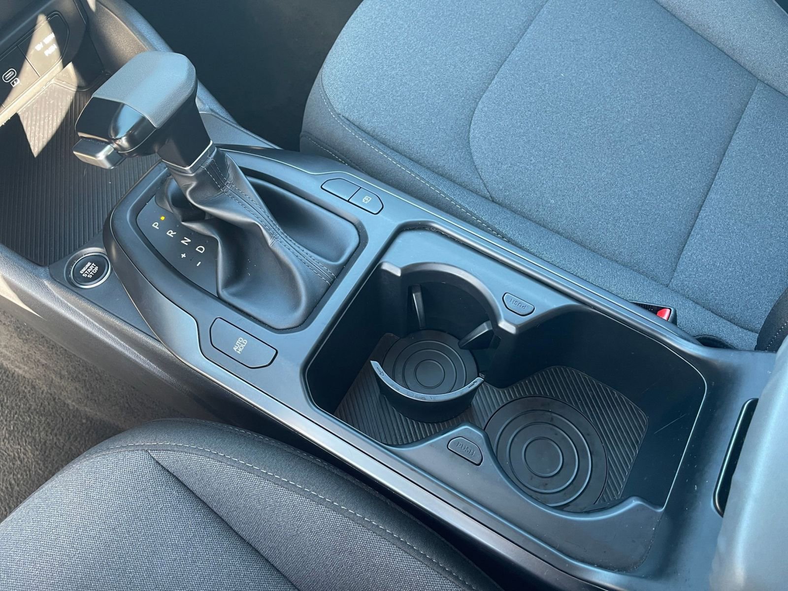 Used 2025 Kia K4 LXS image 36