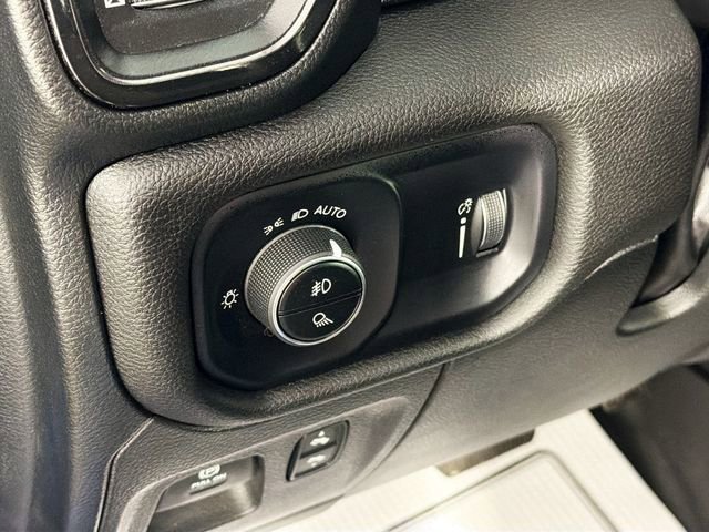 Used 2023 RAM 1500 Big Horn AWD/4WD image 10