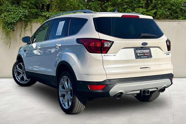 Used 2019 Ford Escape Titanium AWD/4WD image 4