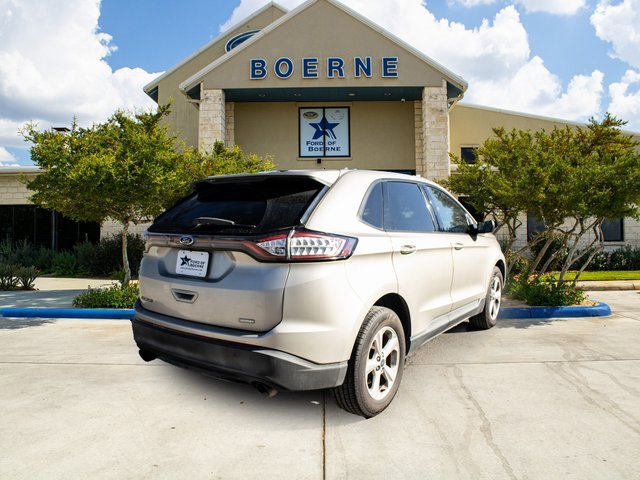 Used 2018 Ford Edge SE image 5