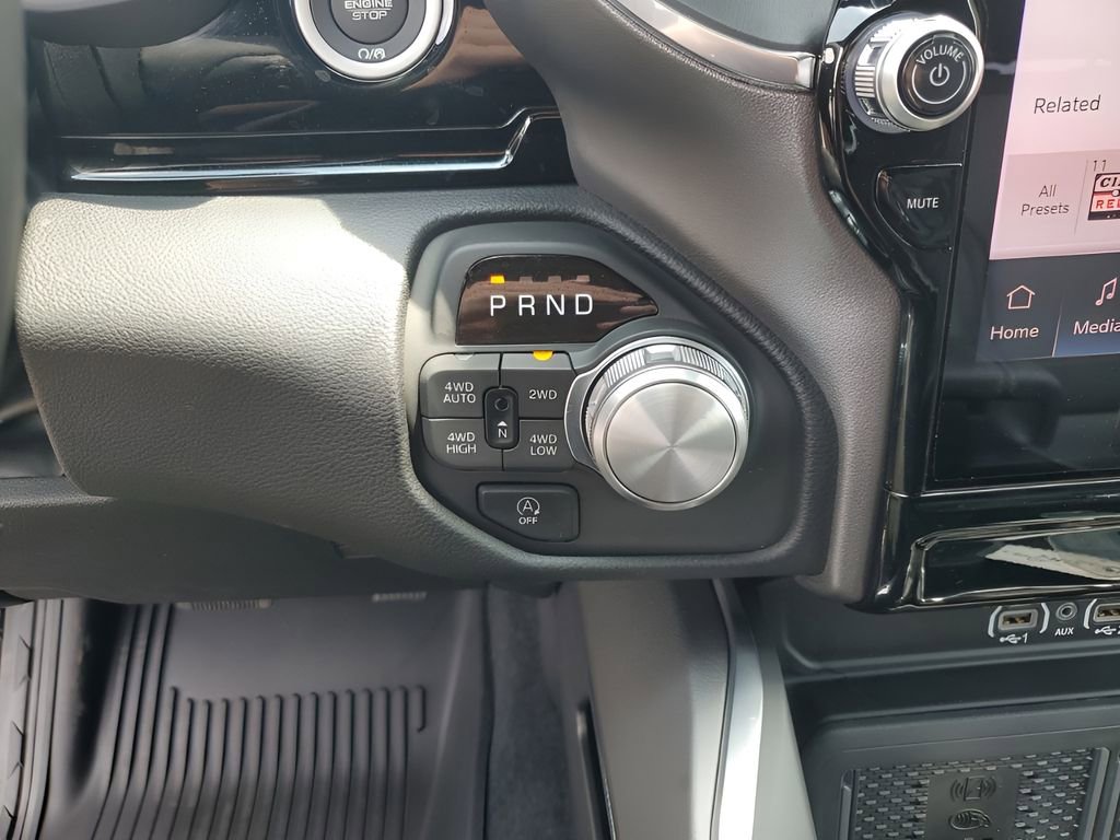 New 2026 RAM 1500 Laramie w/ Night Edition image 43