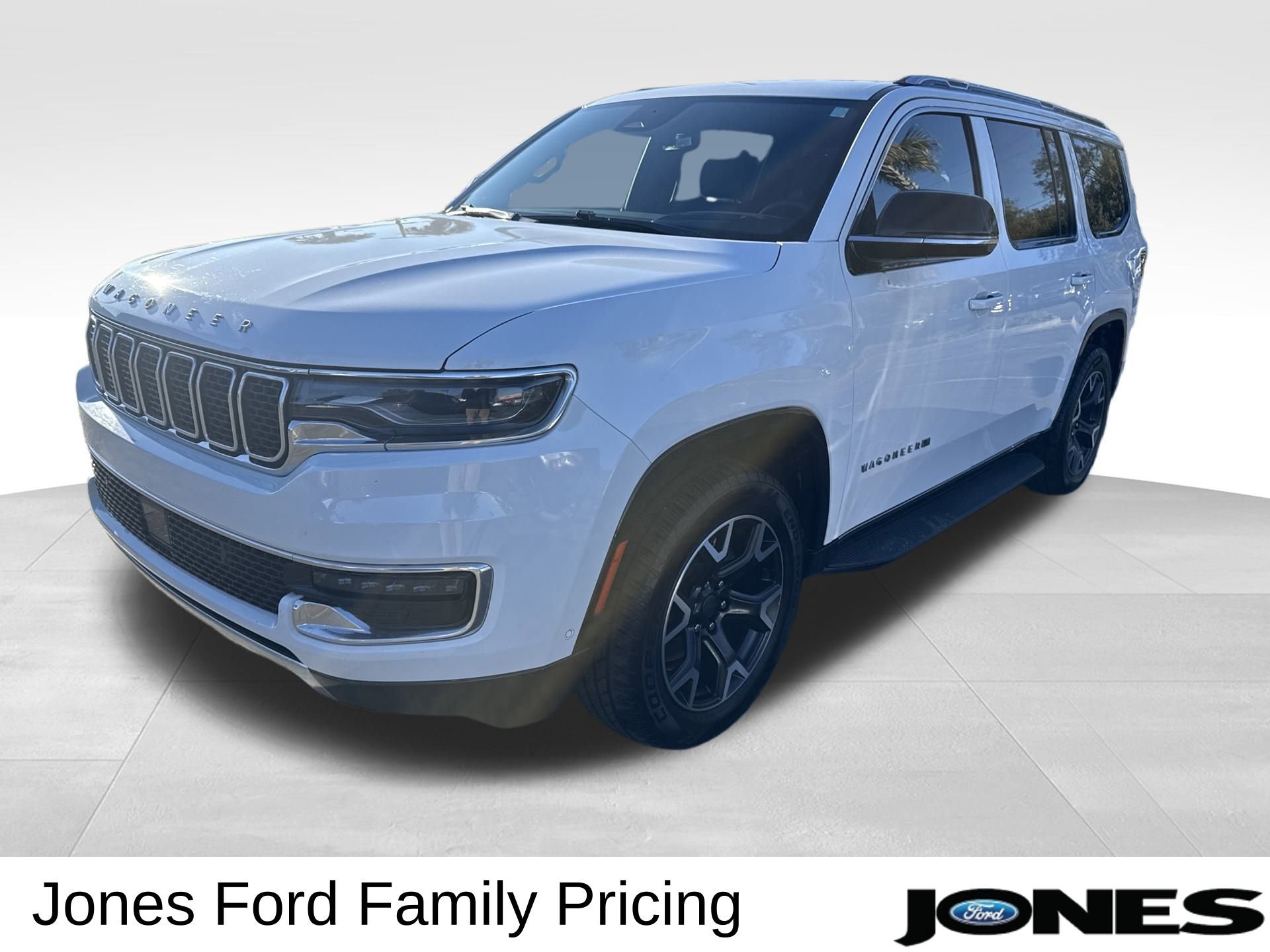 Used 2024 Jeep Wagoneer Series III image 3