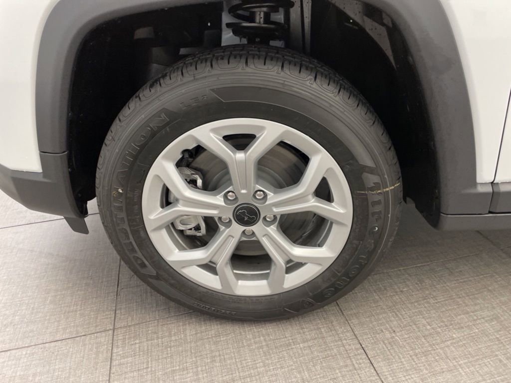 New 2026 Jeep Compass Latitude image 8